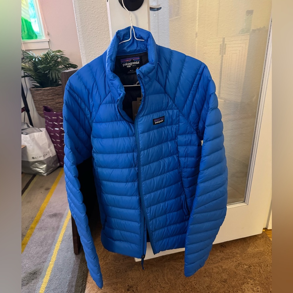 Patagonia down sweater jacket, women’s medium, vessel blue, NWT